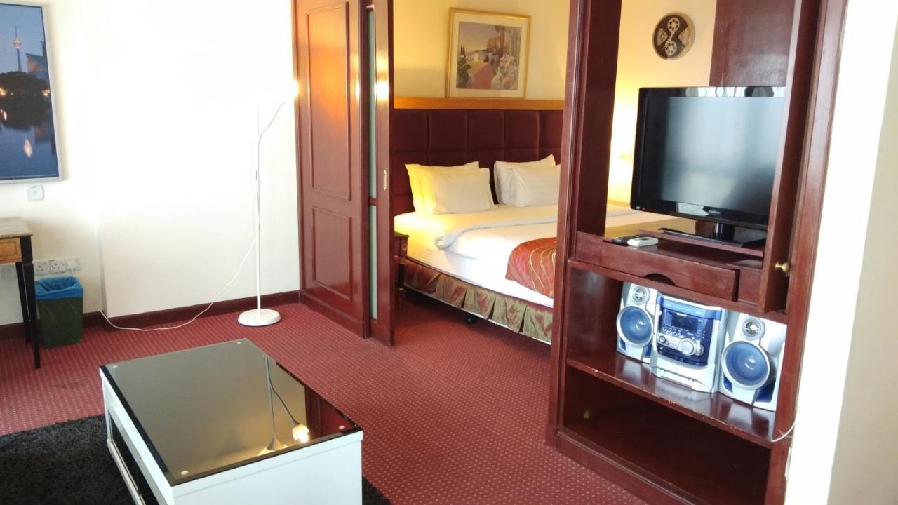 Times Square Service Apartment At Kuala Lumpur Buitenkant foto